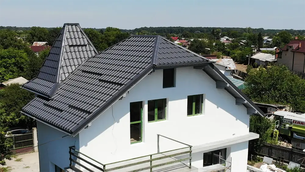 Regal, finisaj Briliant Duo, culoare gri antracit – RAL 7016, proiect rezidențial