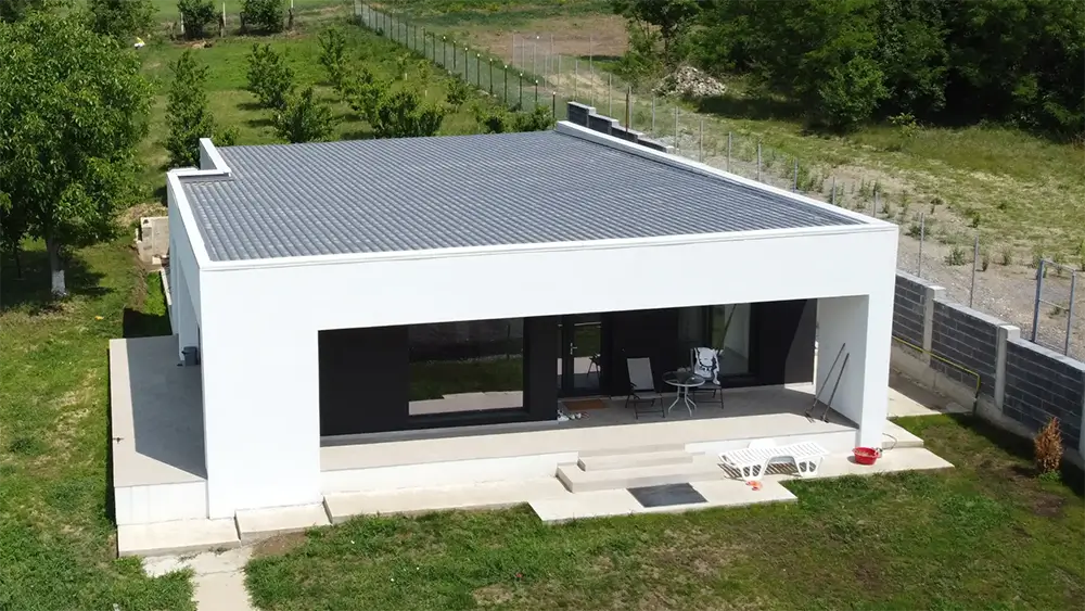 Daily Smart, finisaj Fresco, culoare argintiu – RAL 9006, proiect rezidențial